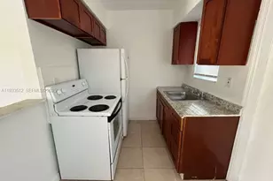 1270 NE 139th St, North Miami, FL 33161 - Photo 4