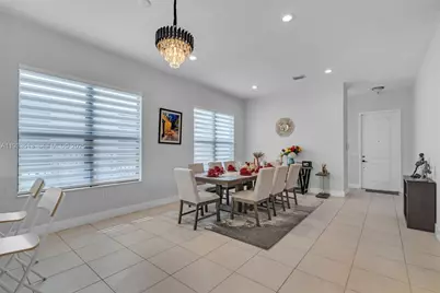 3332 W 95th Ter, Hialeah, FL 33018 - Photo 6