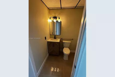 4700 Sheridan St #T, Hollywood, FL 33021 - Photo 12