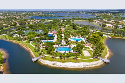 1996 NW 170th Ter, Pembroke Pines, FL 33028 - Photo 48