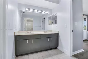 1996 NW 170th Terrace, Pembroke Pines, FL 33028 - Photo 32