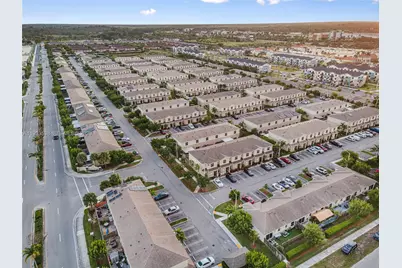 476 NE 5th St, Florida City, FL 33034 - Photo 18