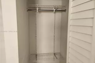 342 E 46th St, Hialeah, FL 33013 - Photo 12