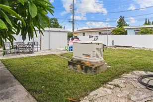 117 W 34th St, Hialeah, FL 33012 - Photo 20