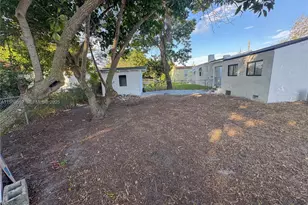 794 NW 44th St, Miami, FL 33127 - Photo 28