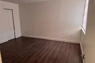 10700 SW 108th Ave, Miami, FL 33176 - Photo 6