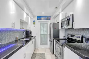 2600 Diana Dr, Hallandale Beach, FL 33009 - Photo 32