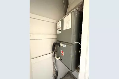 1321 NW 28th St, Miami, FL 33142 - Photo 16