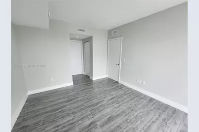 1300 S Miami Ave #3502, Miami, FL 33130 - Photo 10