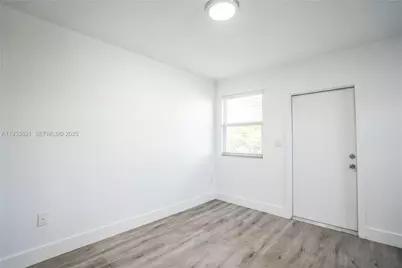 1950 NW 2nd Ct #7, Miami, FL 33136 - Photo 4