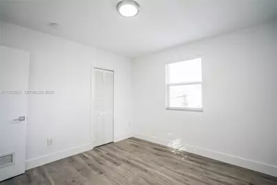 1950 NW 2nd Ct #7, Miami, FL 33136 - Photo 8