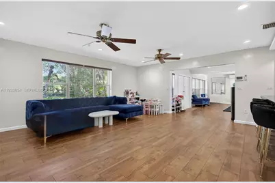 11890 SW 72nd Pl, Pinecrest, FL 33156 - Photo 12