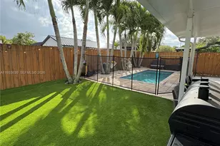 14232 SW 155th St, Miami, FL 33177 - Photo 4