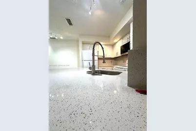 3420 N Pinewalk Dr N #713, Margate, FL 33063 - Photo 2