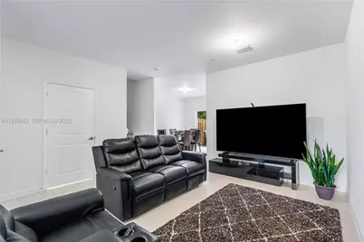 2781 NW 55th Way, Lauderhill, FL 33313 - Photo 4