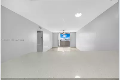 1750 W 46th St #544, Hialeah, FL 33012 - Photo 6