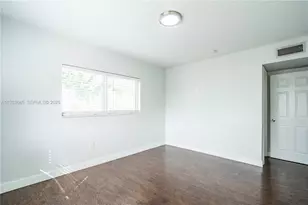 1940 Biarritz Dr, Miami Beach, FL 33141 - Photo 16