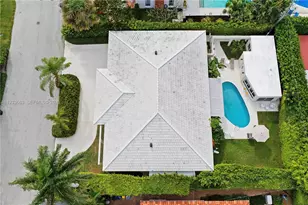 2607 Holy Cross Ln, Lake Worth, FL 33460 - Photo 4