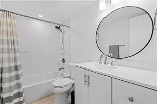 15518 Braemar Ct, Miami Lakes, FL 33014 - Photo 22