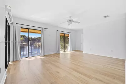 15518 Braemar Ct, Miami Lakes, FL 33014 - Photo 24