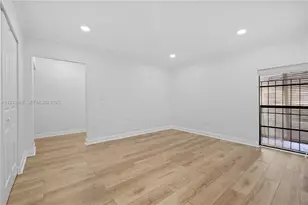 15518 Braemar Ct, Miami Lakes, FL 33014 - Photo 18