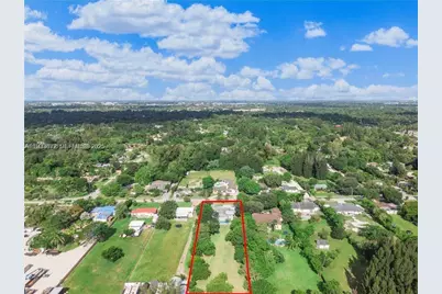 224 E Acre Dr, Plantation, FL 33317 - Photo 6