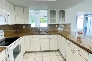 13861 SW 9th Terrace, Miami, FL 33184 - Photo 4