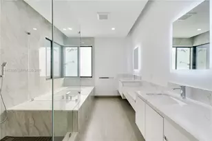 10398 SW 64th St, Miami, FL 33173 - Photo 44