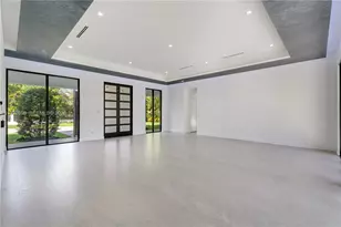 10398 SW 64th St, Miami, FL 33173 - Photo 14