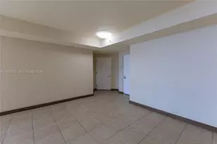 3330 NE 190th St, Aventura, FL 33180 - Photo 32