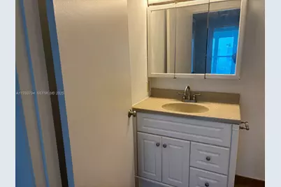 2319 N Congress Ave #14, Boynton Beach, FL 33426 - Photo 12