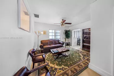 242 NW 12th Ave, Miami, FL 33128 - Photo 20