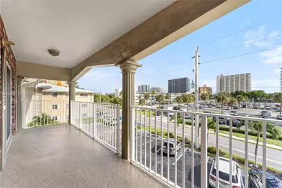743 N Riverside Dr #5C, Pompano Beach, FL 33062 - Photo 24