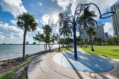 1800 N Bayshore Dr #3206, Miami, FL 33132 - Photo 32