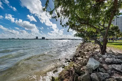 1800 N Bayshore Dr #3206, Miami, FL 33132 - Photo 34