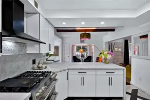 800 NE 97th St, Miami Shores, FL 33138 - Photo 20