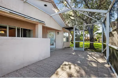 1244 NW 171st Ave, Pembroke Pines, FL 33028 - Photo 34
