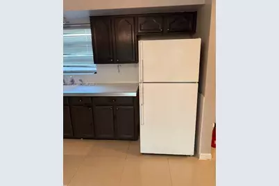 3924 Hayes St, Hollywood, FL 33021 - Photo 8