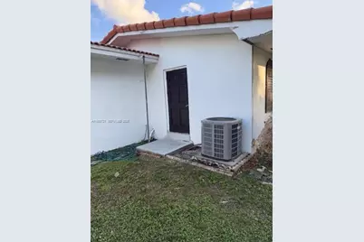 3924 Hayes St, Hollywood, FL 33021 - Photo 6