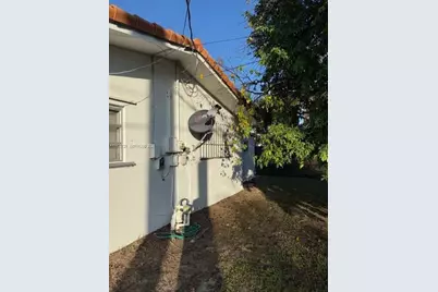 3924 Hayes St, Hollywood, FL 33021 - Photo 4