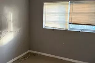 3924 Hayes St, Hollywood, FL 33021 - Photo 16