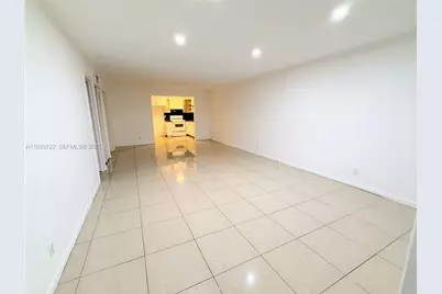 2950 Griffin Rd #3, Dania Beach, FL 33312 - Photo 1