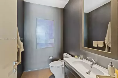 200 Biscayne Boulevard Way #PH-5404, Miami, FL 33131 - Photo 26