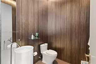 200 Biscayne Blvd Way, Miami, FL 33131 - Photo 16