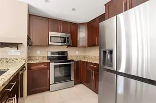 3074 S Oakland Forest Dr, Oakland Park, FL 33309 - Photo 2