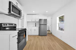 2419 Coolidge St, Hollywood, FL 33020 - Photo 8