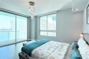 1900 N Bayshore Dr, Miami, FL 33132 - Photo 22