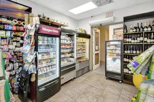 1900 N Bayshore Dr, Miami, FL 33132 - Photo 14