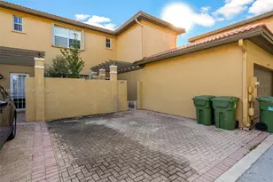 14629 SW 5th St, Pembroke Pines, FL 33027 - Photo 6