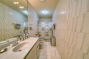3585 SW 107th Ct, Miami, FL 33165 - Photo 24